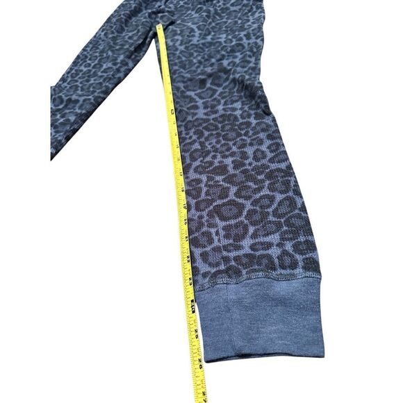 Splendid pj set - long sleeve jogger pants - sz small- leopard thermal waffle bl - Picture 7 of 12